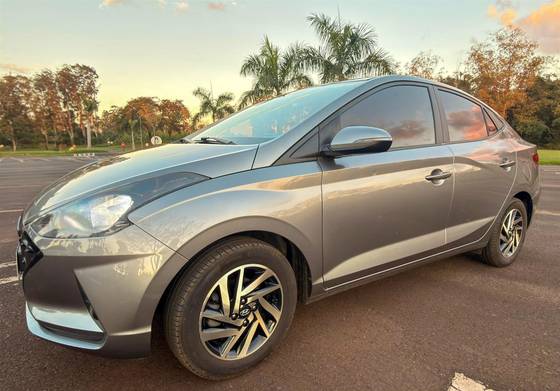 HYUNDAI HB20S 1.0 12V FLEX EVOLUTION MANUAL HYUNDAI HB20S 1.0 12V FLEX EVOLUTION MANUAL